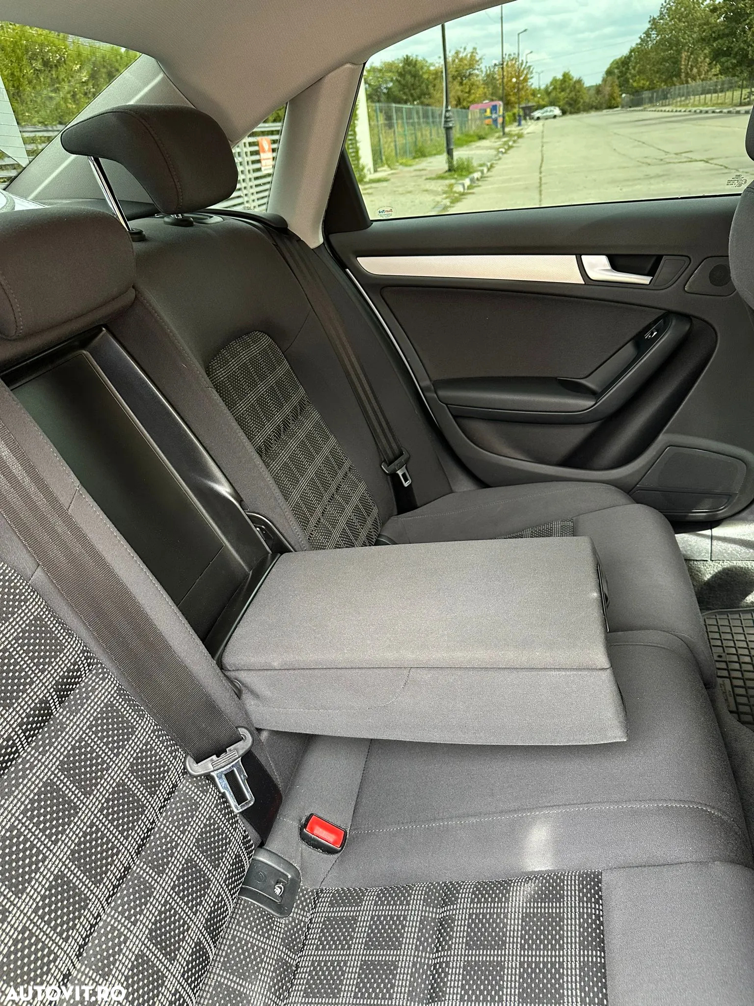 Audi A4 2.0 TDI Multitronic - 11