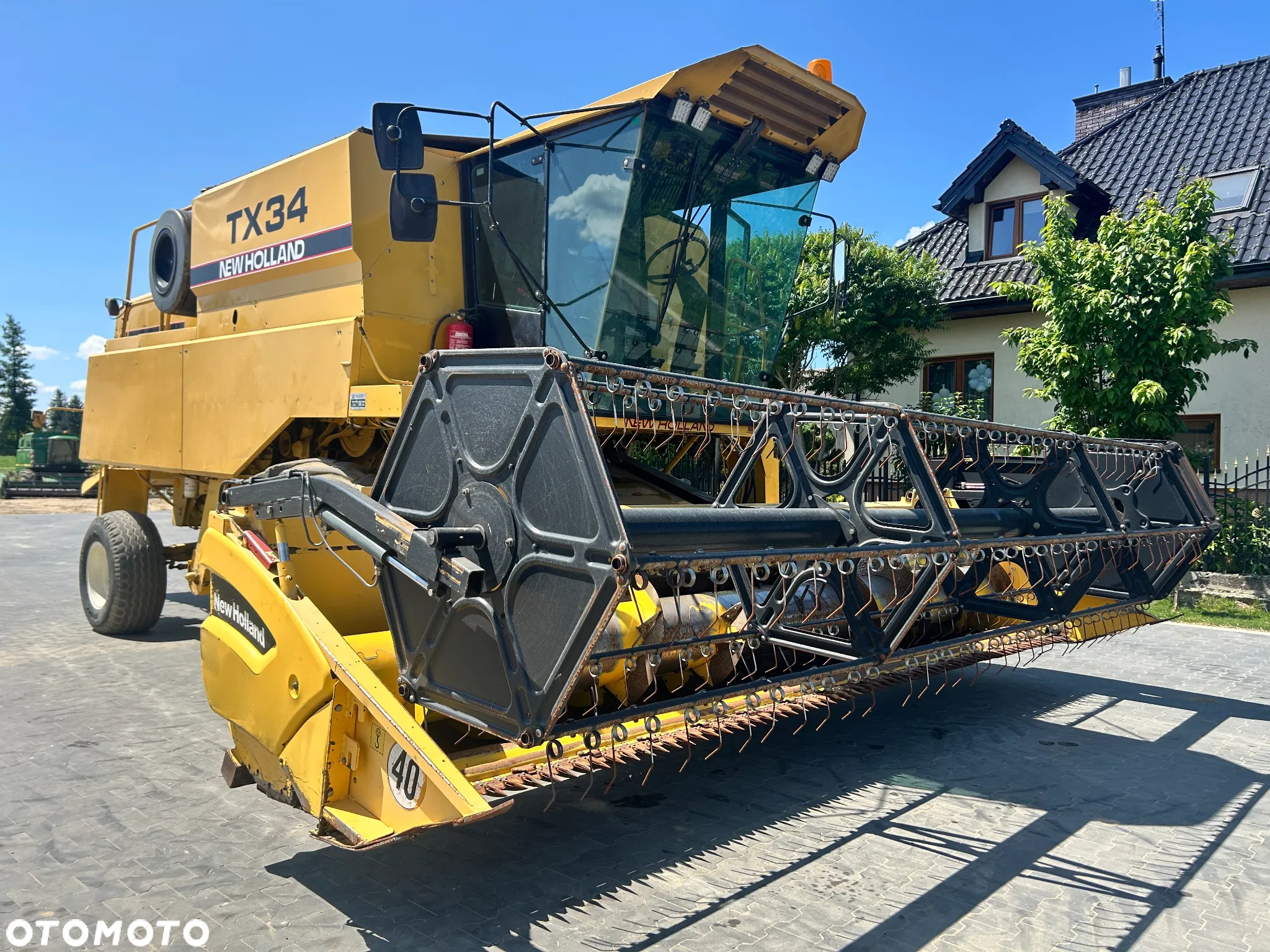 New Holland TX34 - 2