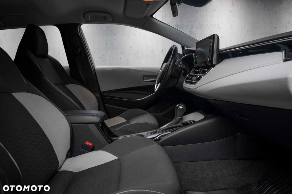 Toyota Corolla 1.8 Comfort - 12