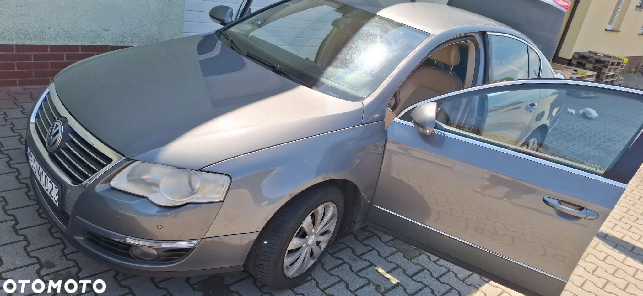 Volkswagen Passat 2.0 TDI DPF Highline - 1