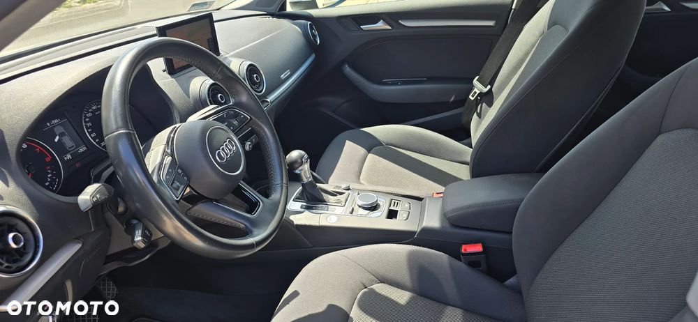 Audi A3 Sportback 1.5 TFSI S tronic - 14