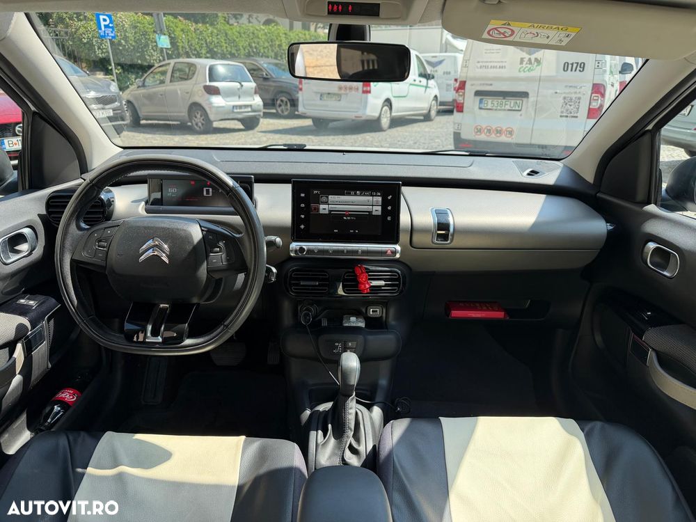 Citroën C4 Cactus 1.2 PureTech S&S EAT6 Shine - 8