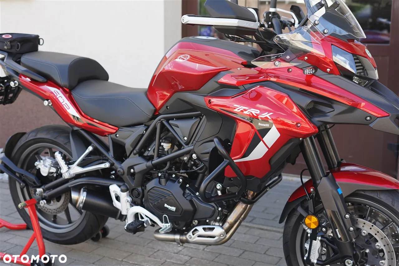 Benelli TRK 502 - 10