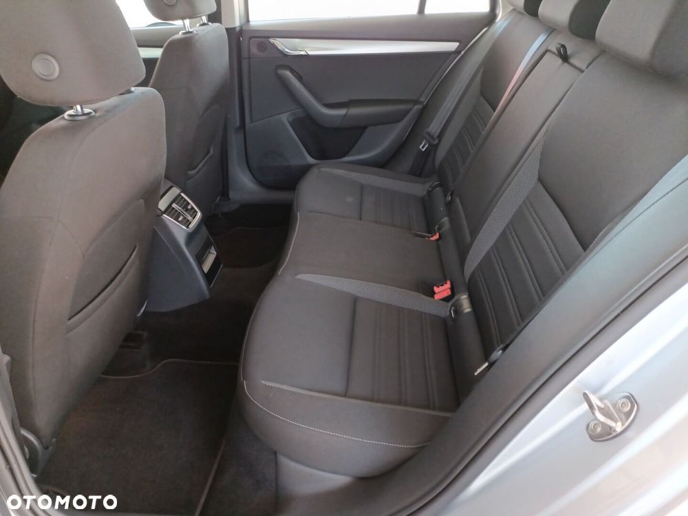 Skoda Octavia 1.5 TSI ACT Ambition - 11