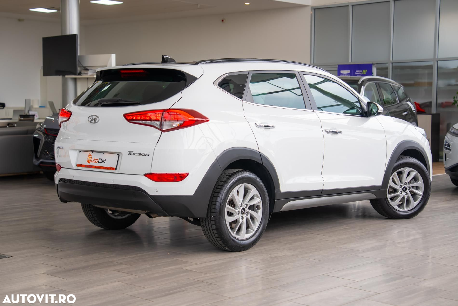 Hyundai Tucson blue 1.7 CRDi 2WD Style - 4
