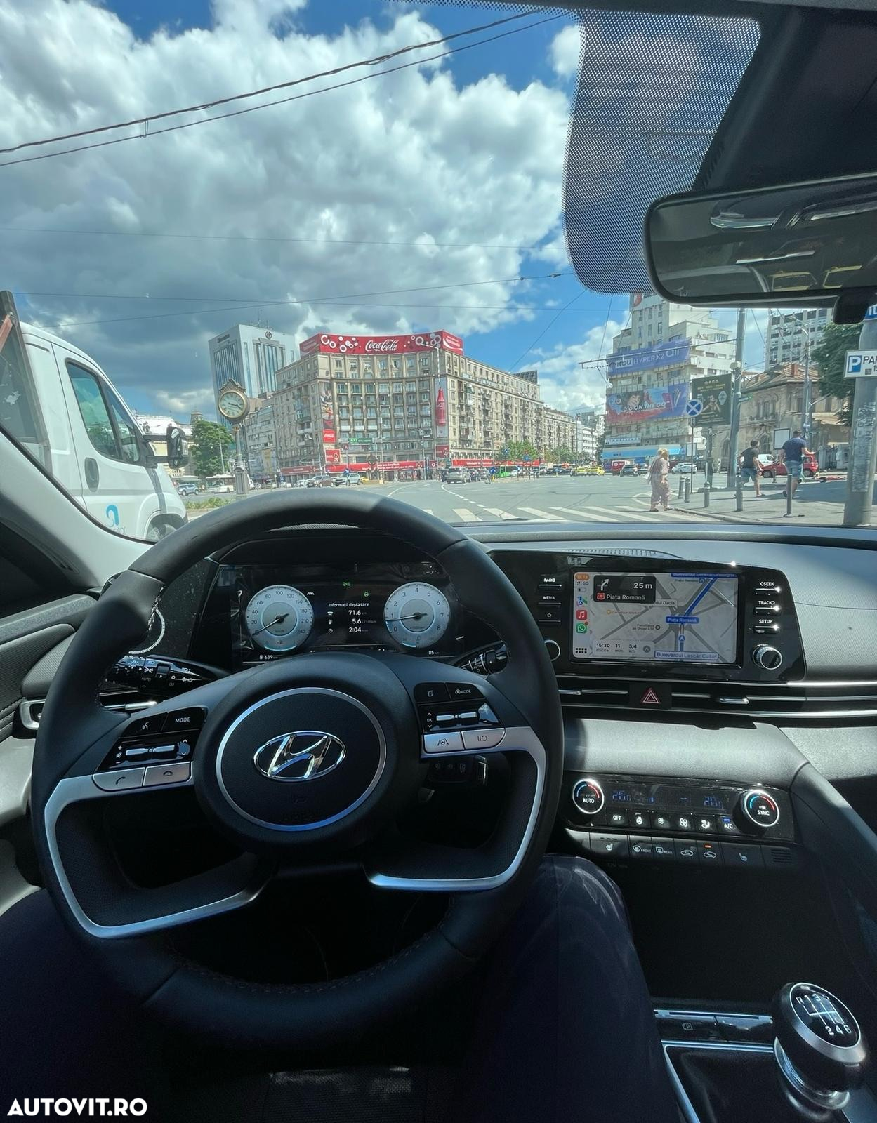 Hyundai Elantra 1.6 l 123 CP 6MT Highway - 6