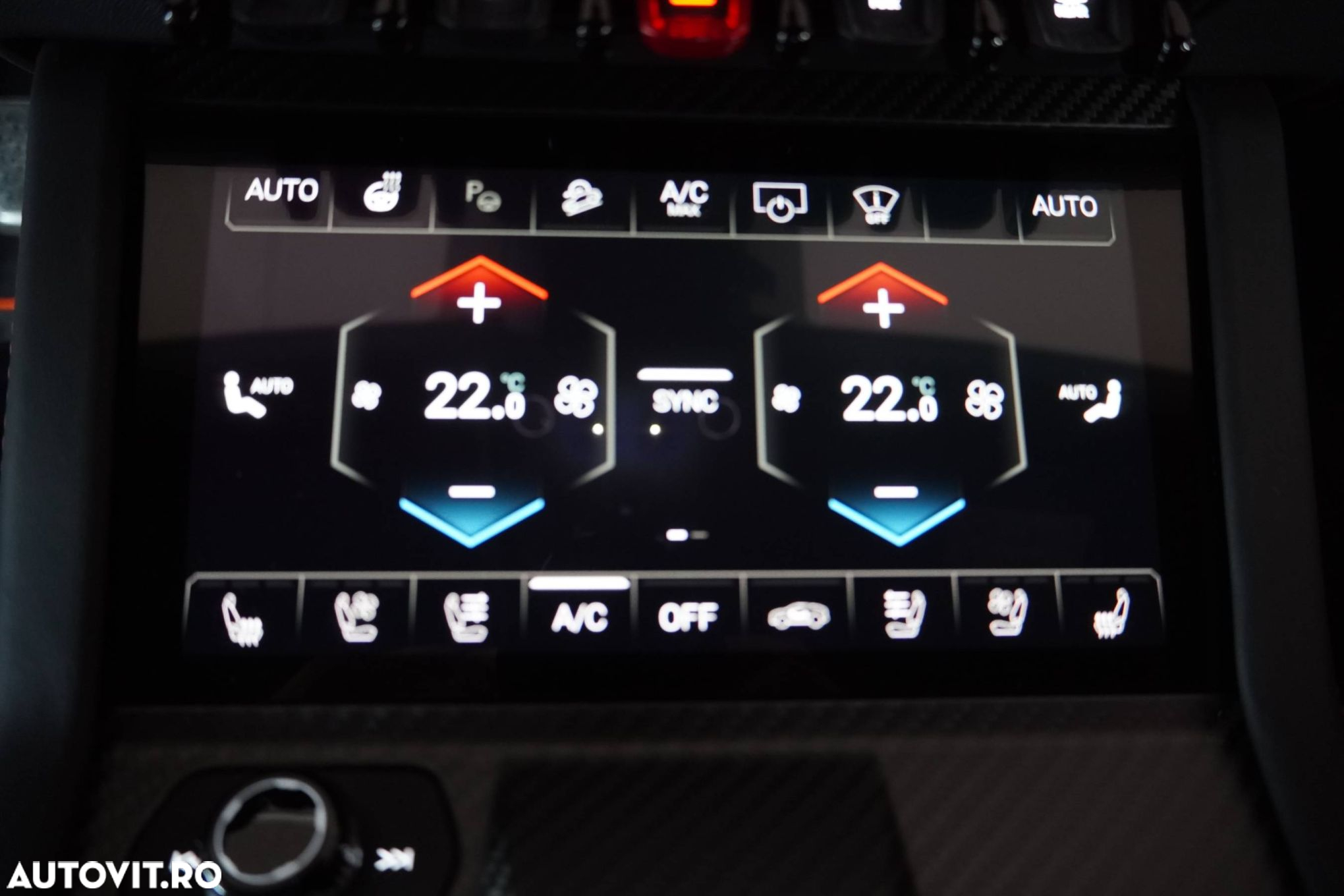 Lamborghini URUS - 34