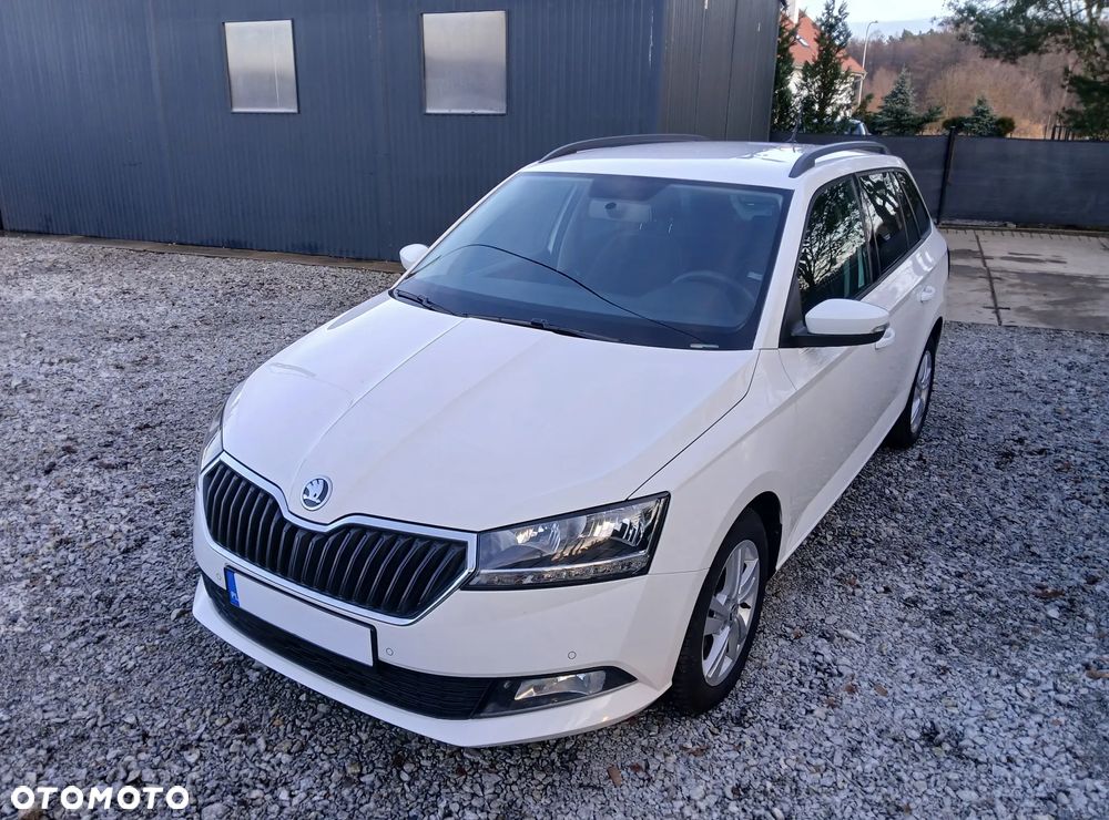 Skoda Fabia 1.0 TSI Ambition - 2