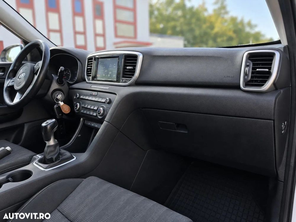 Kia Sportage 1.6 GDI 6MT 4x2 Style - 22