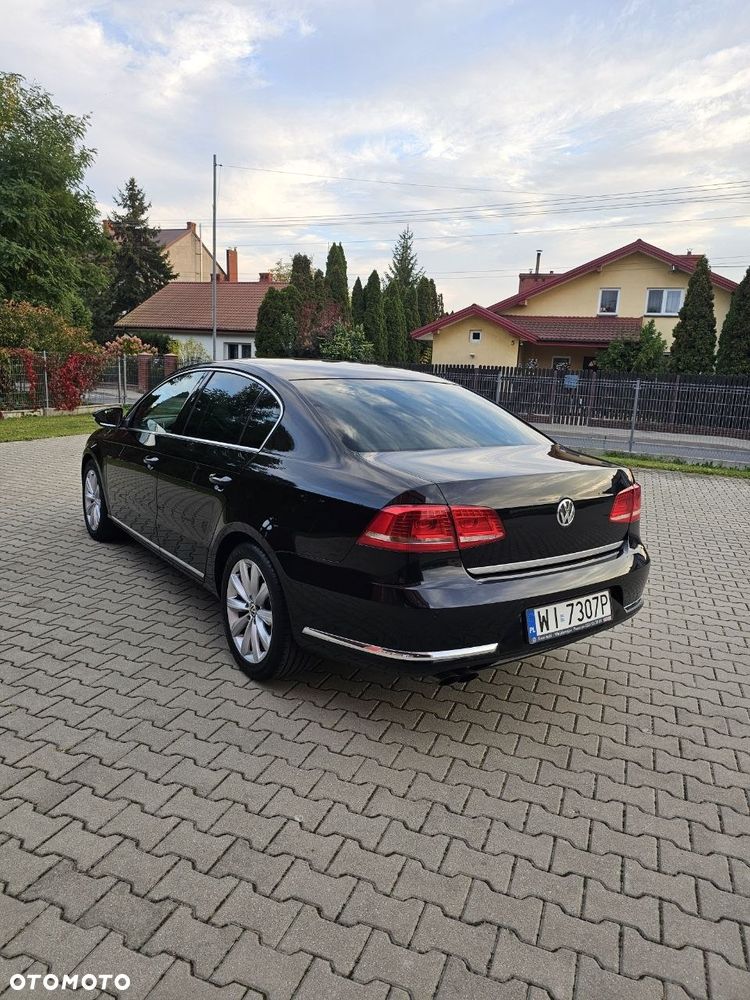 Volkswagen Passat - 6