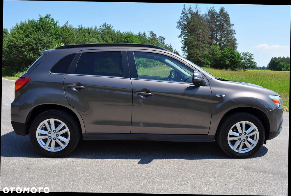 Mitsubishi ASX - 9