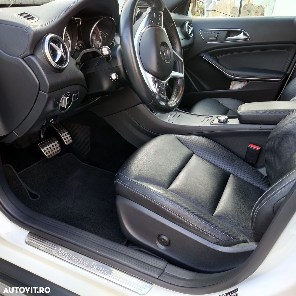 Mercedes-Benz GLA 220 CDI 4MATIC 7G-DCT AMG Line - 11