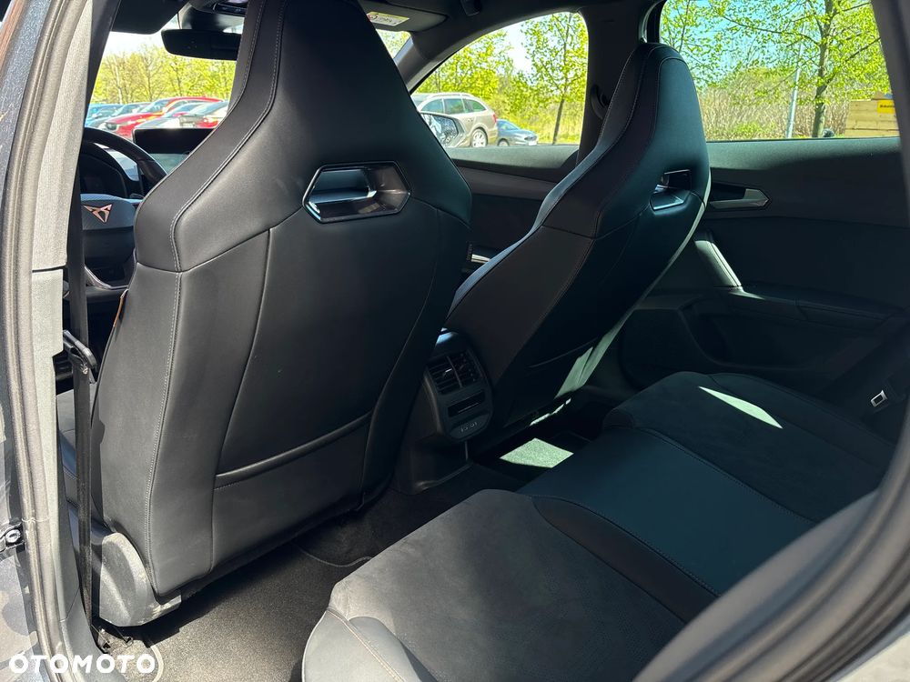 Cupra Formentor 1.5 eTSI mHEV DSG - 17