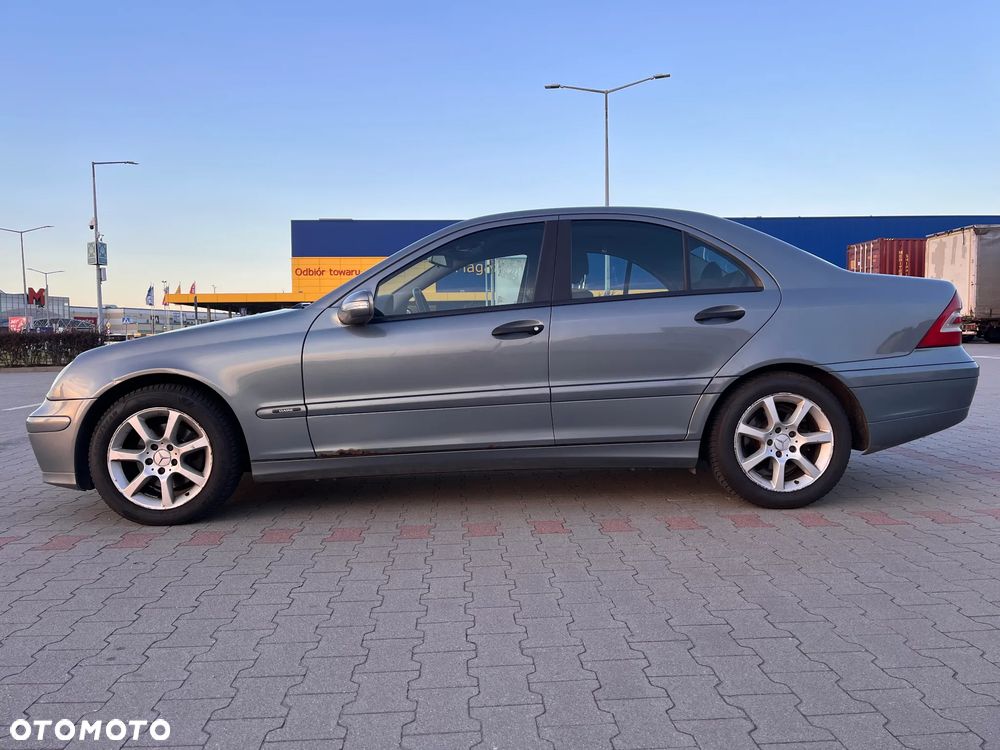 Mercedes-Benz Klasa C 200 CDI Classic - 2