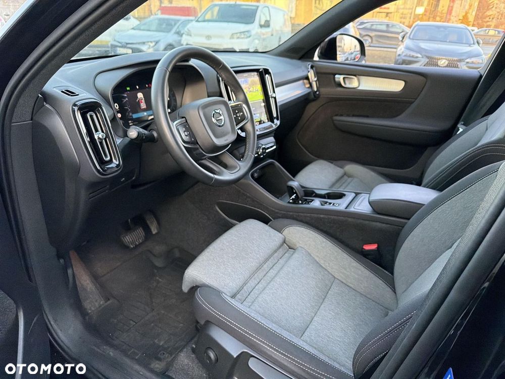 Volvo XC 40 B3 Core - 21