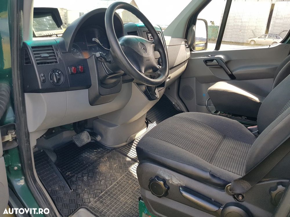 Mercedes-Benz Sprinter - 9
