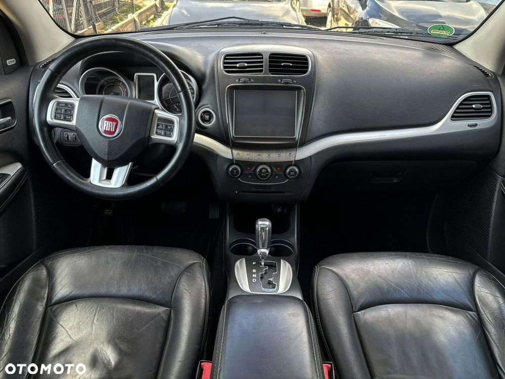 Fiat Freemont 2.0 Multijet Lounge AWD - 25