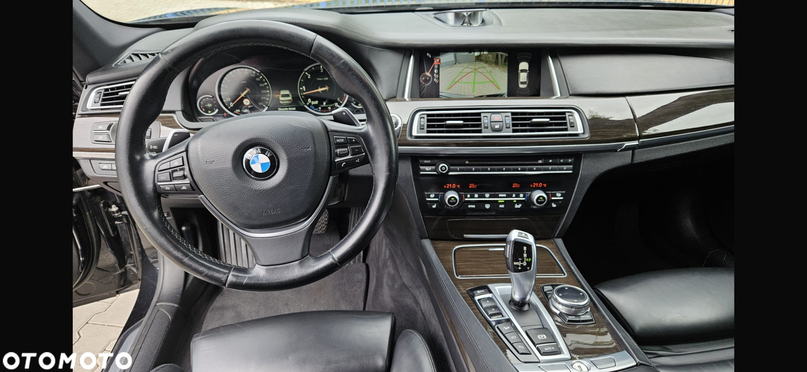 BMW Seria 7 730d xDrive - 23