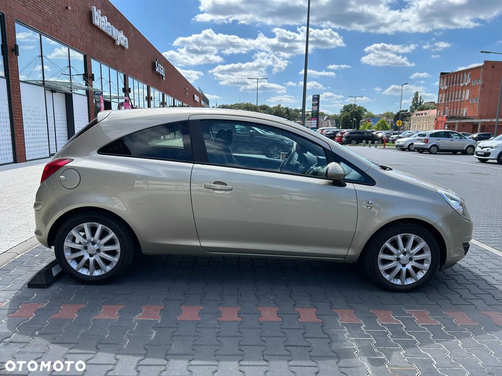 Opel Corsa - 3