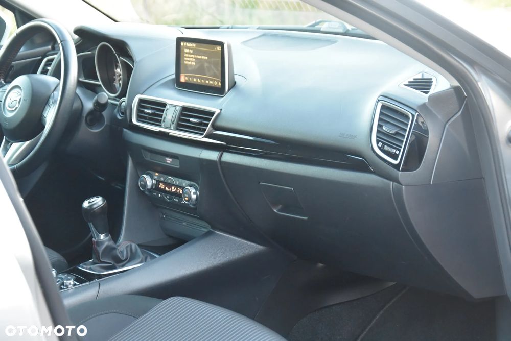 Mazda 3 - 25