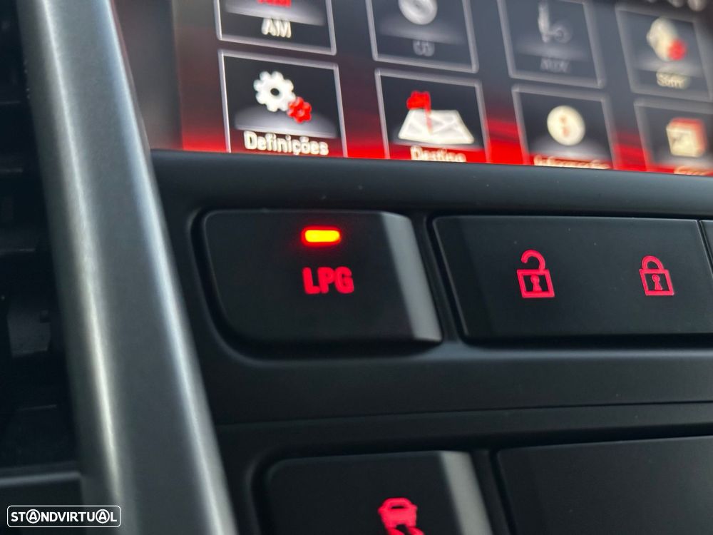 Opel Astra 1.4 T Selection GPL - 33