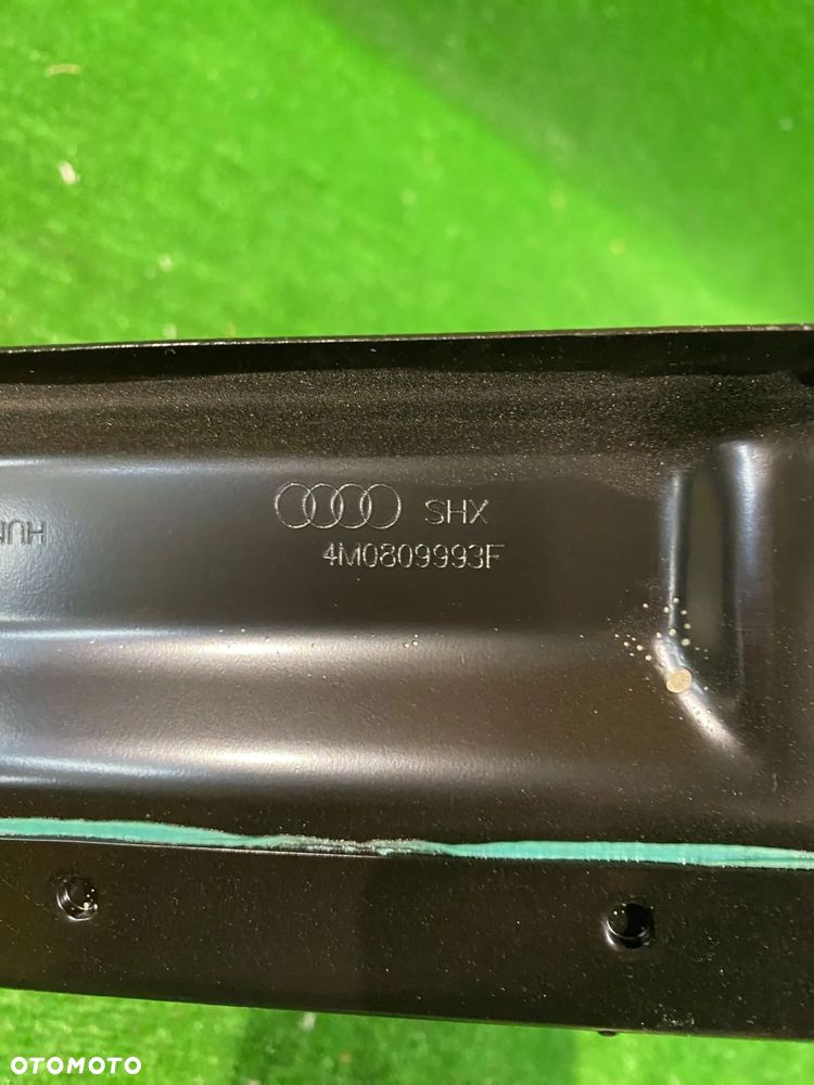 SŁUPEK PRÓG LEWY AUDI Q7 4M0 NR.127 - 2