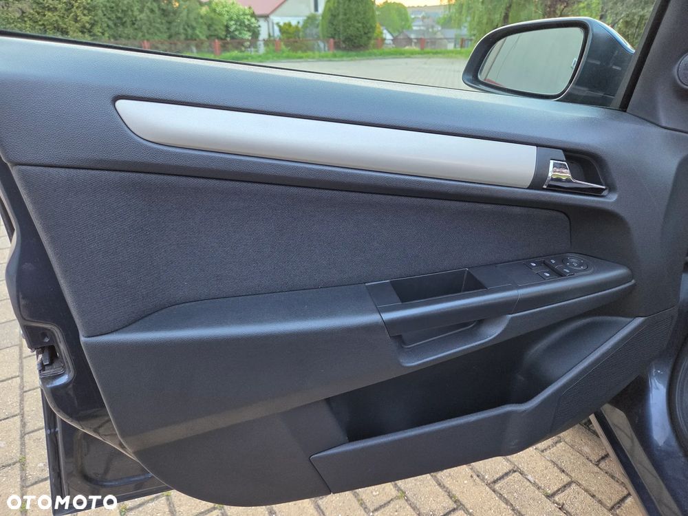 Opel Astra 1.6 Selection - 16