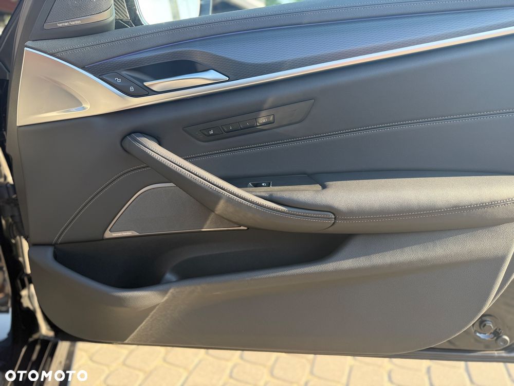 BMW Seria 5 - 28