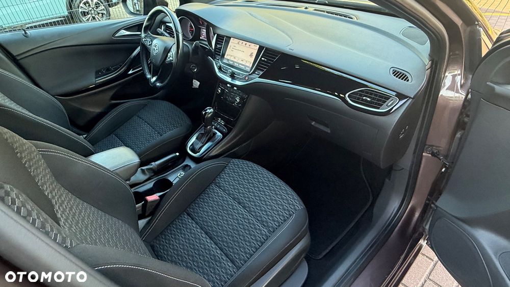 Opel Astra 1.4 T Dynamic S&S - 34