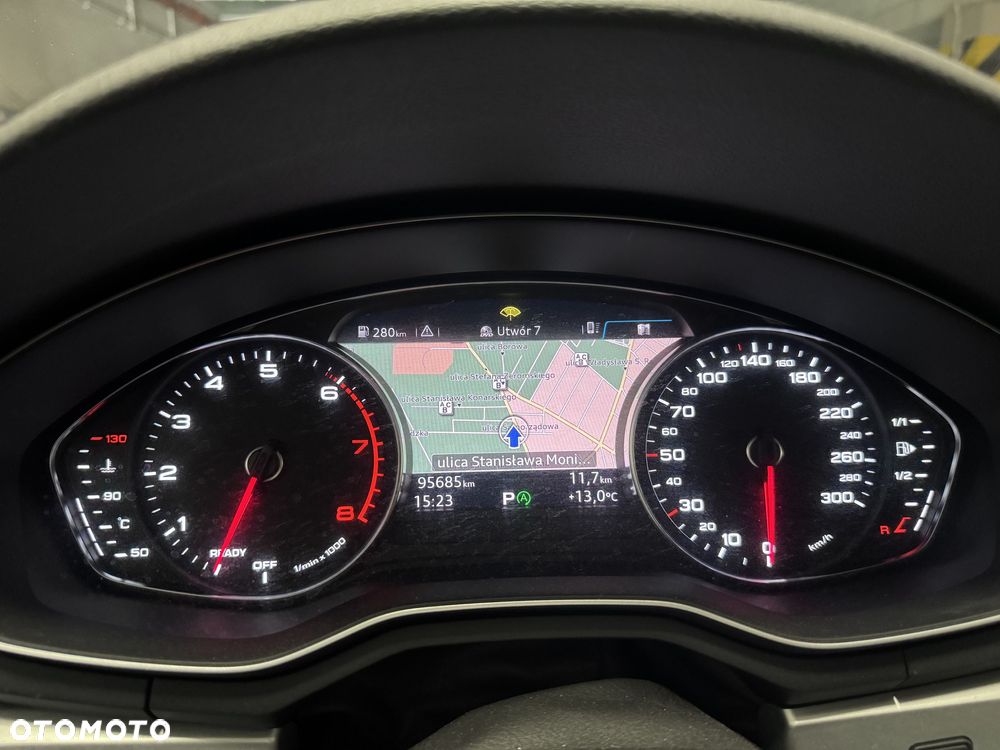 Audi A4 Limousine - 16