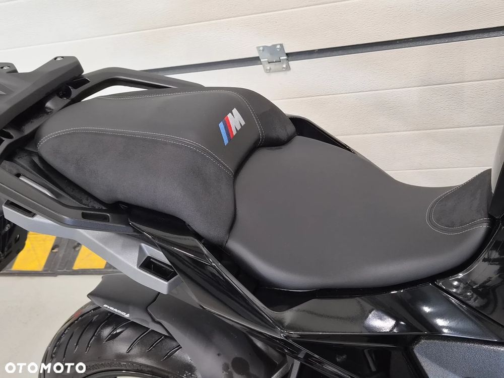BMW XR - 20