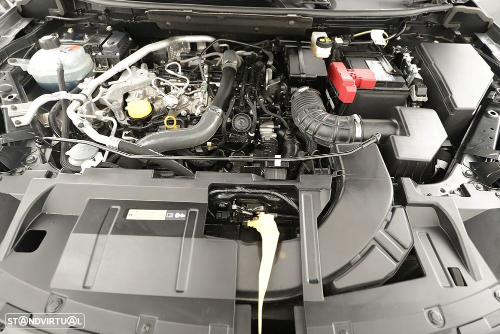 Nissan Qashqai 1.3 DIG-T N-Connecta Xtronic - 24