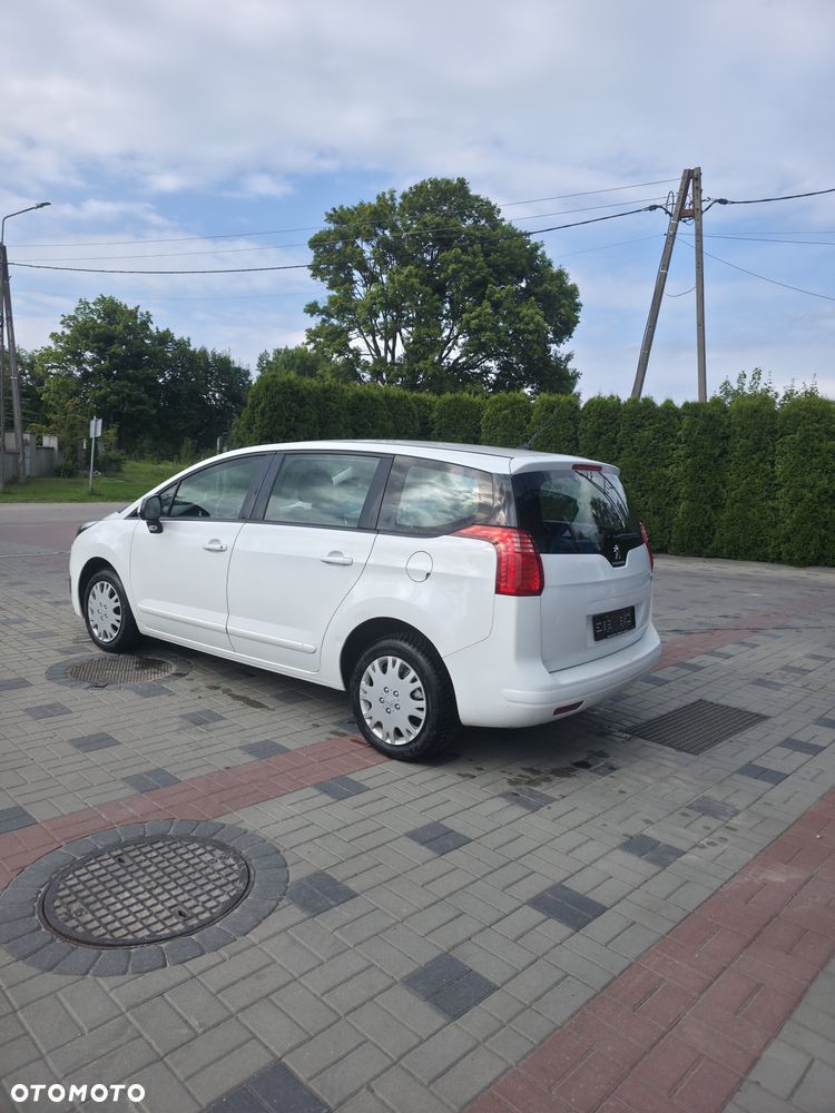 Peugeot 5008 - 3