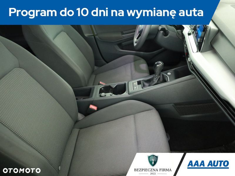 Volkswagen Golf Variant - 8