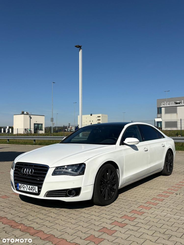 Audi A8 4.0 TFSI L Quattro - 12