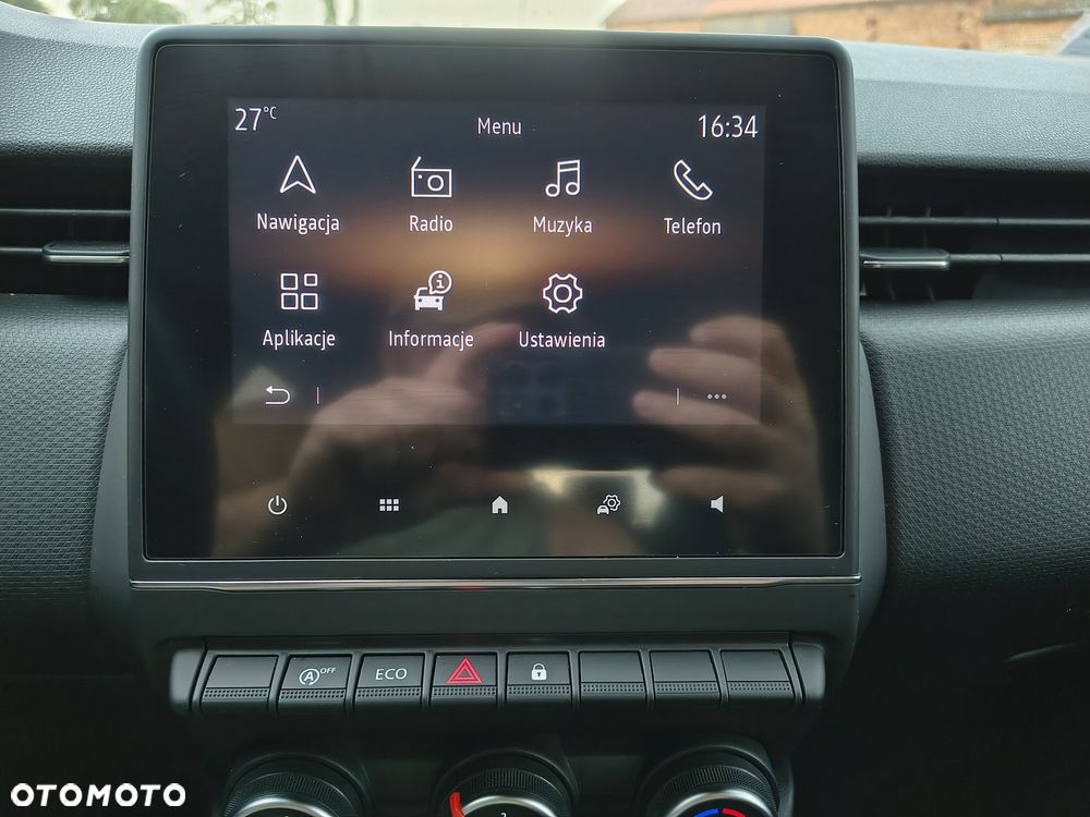 Renault Clio - 24