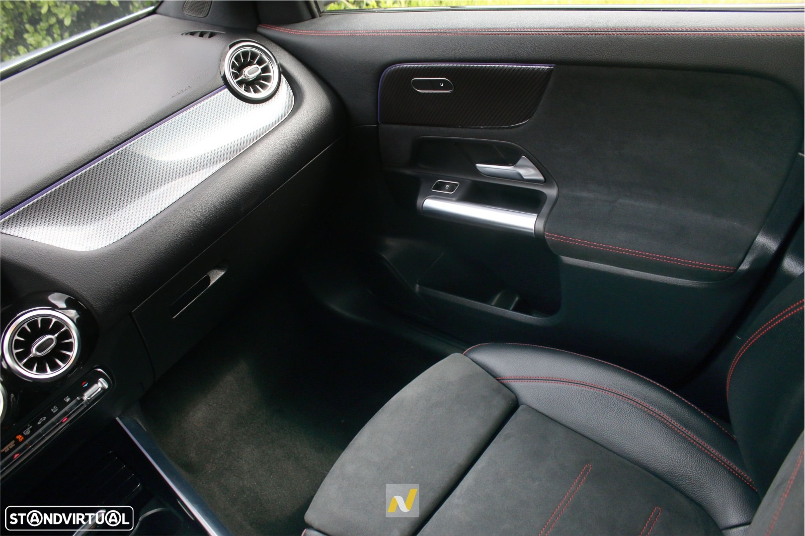 Mercedes-Benz GLA 250 e AMG Line - 24