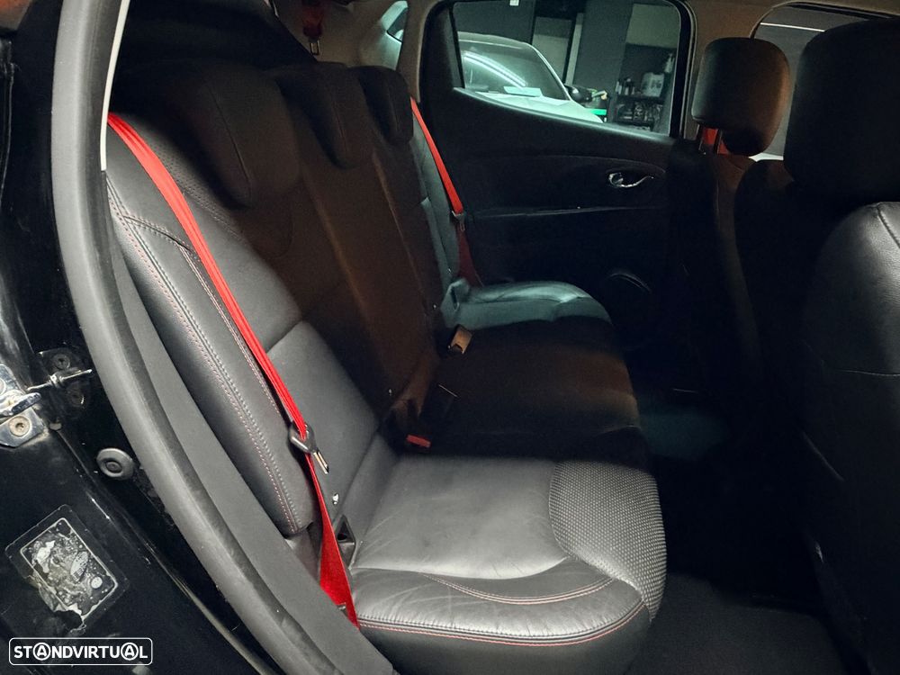 Renault Clio 1.6 Turbo R.S. EDC Sport - 26