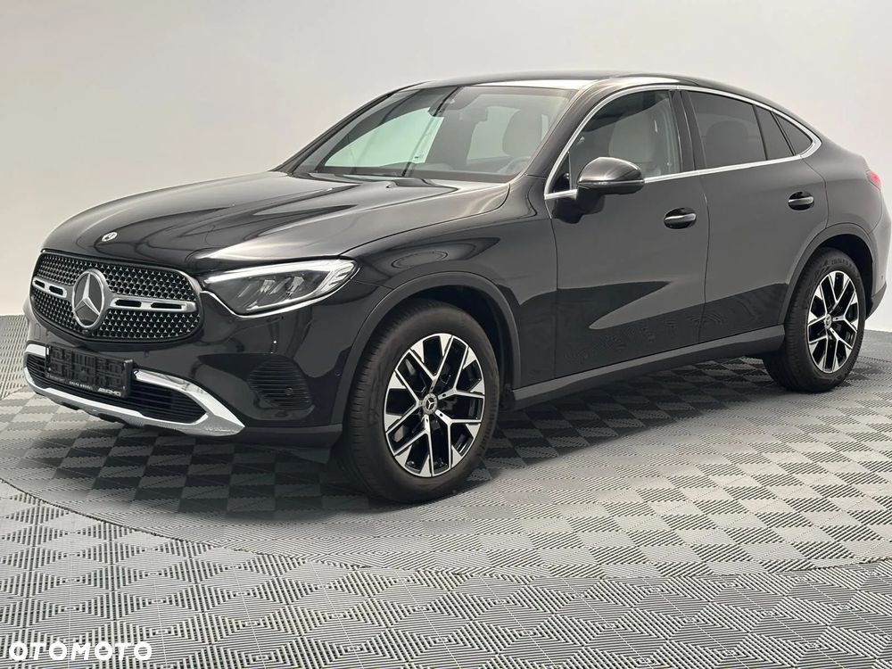 Mercedes-Benz GLC - 13