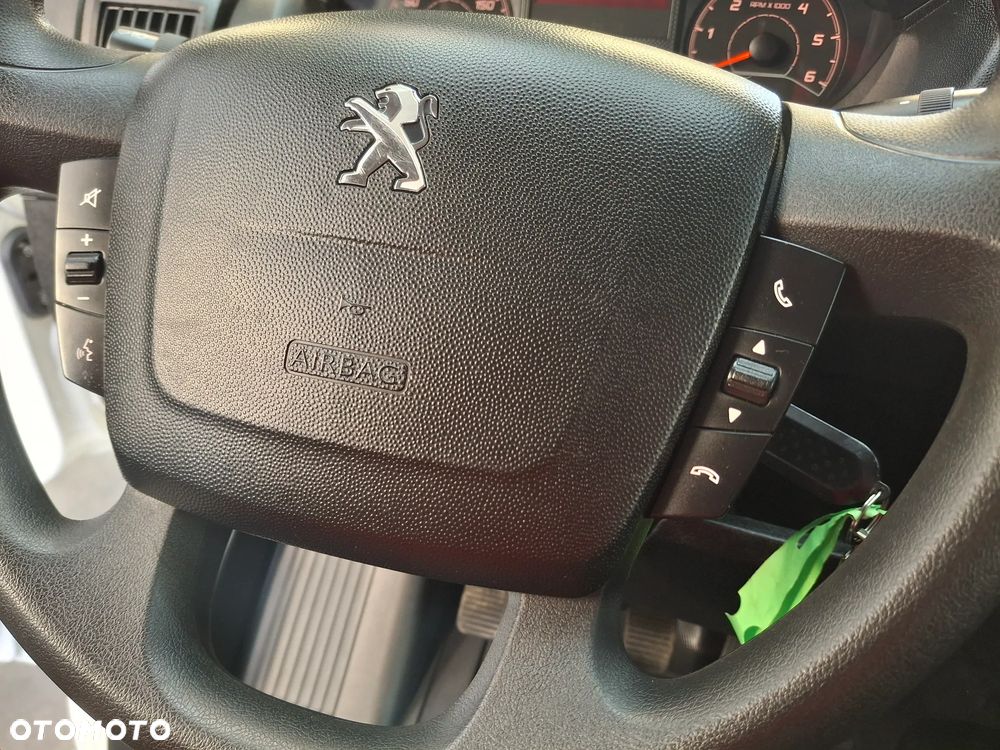 Peugeot Boxer 2020 Rok Furgon VAN L2H2 Kamera Cofania Nawigacja Fabryczna TomTom Światła LED Klimatyzacja Automatyczna Tempomat Niski Przebieg - 21