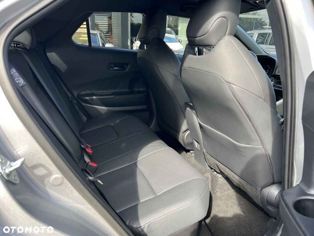 Toyota C-HR - 25