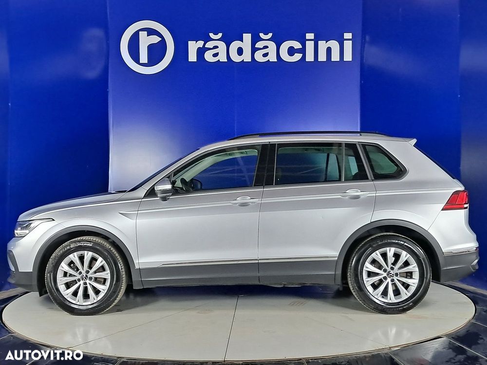 Volkswagen Tiguan - 2