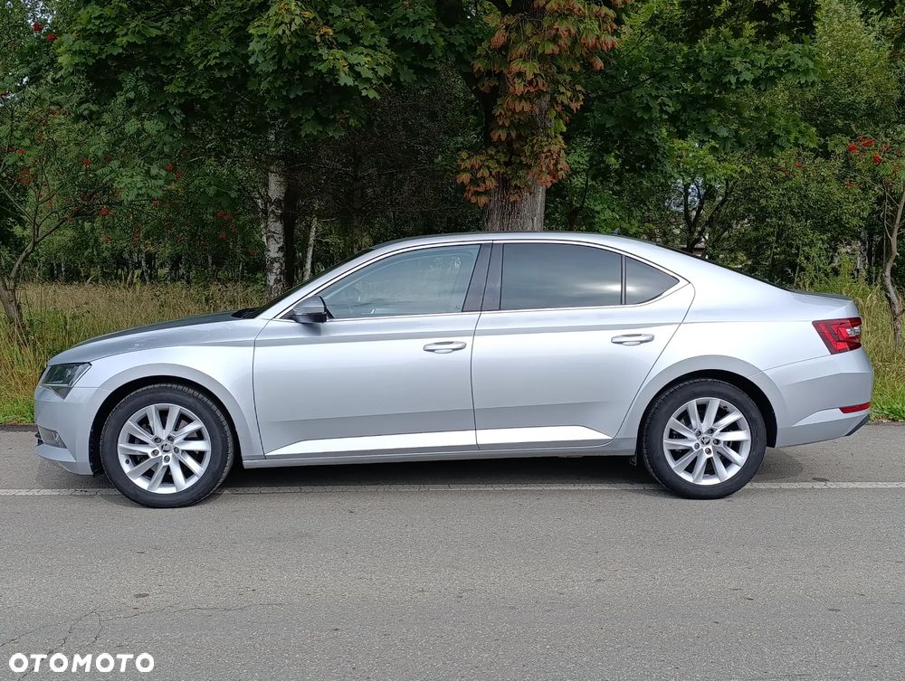 Skoda Superb 2.0 TDI Ambition - 12