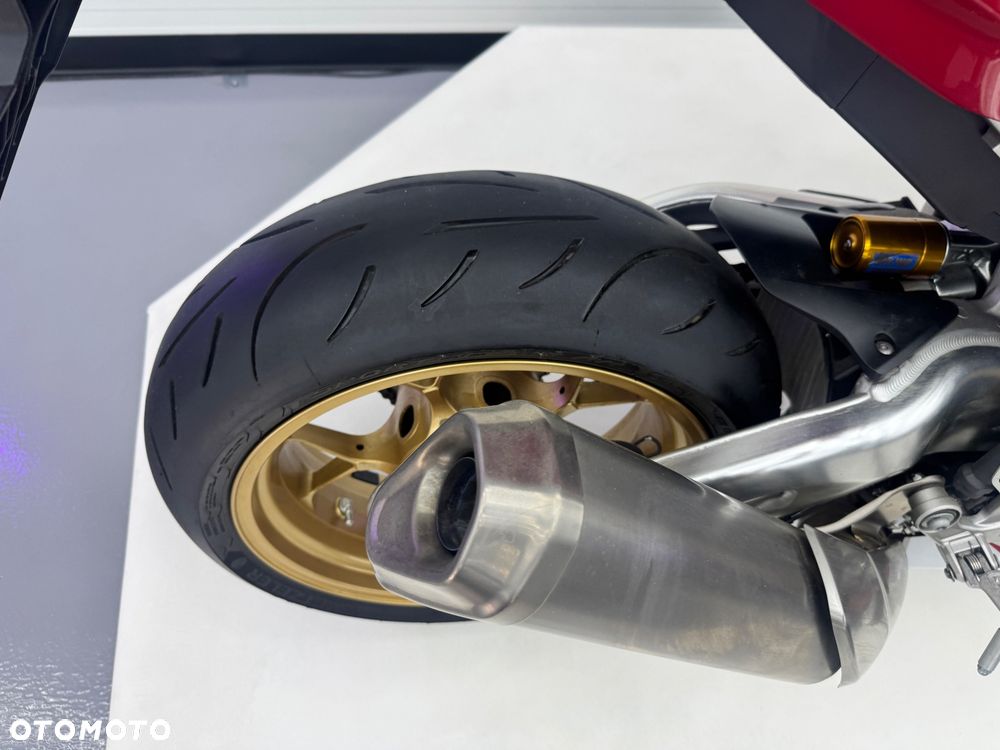 Honda CBR - 19