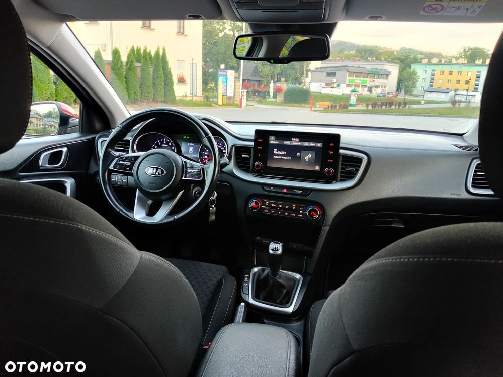 Kia XCeed 1.4 T-GDI M - 16
