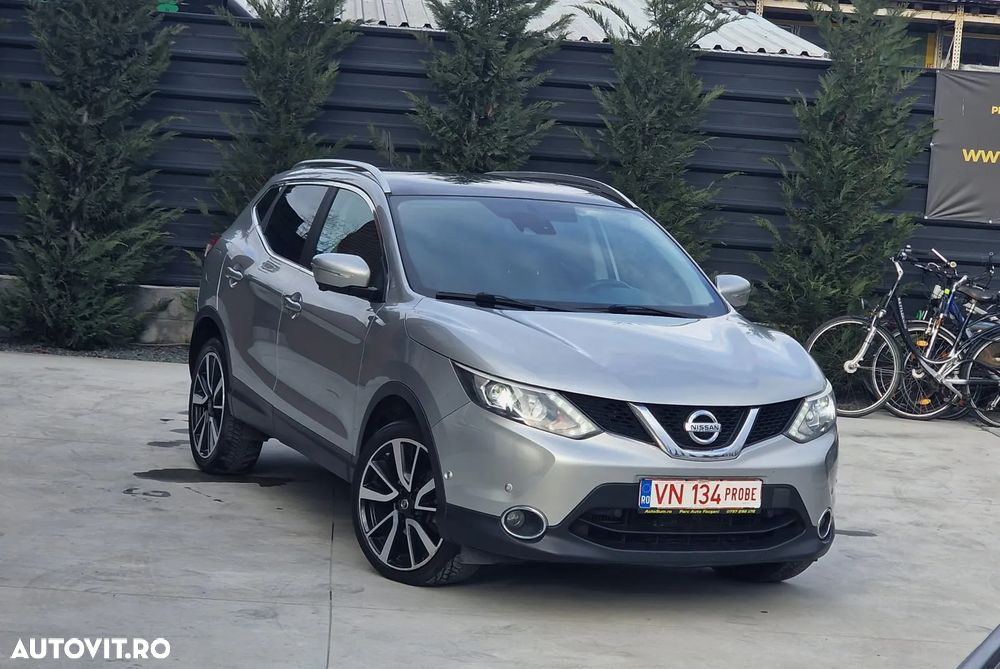 Nissan Qashqai 1.6 DCI Xtronic TEKNA - 4