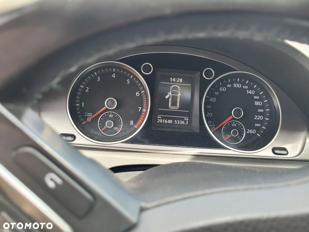 Volkswagen Passat 1.4 TSI BMT Highline DSG - 7