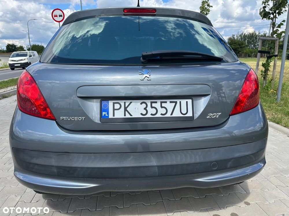 Peugeot 207 75 Urban Move - 11
