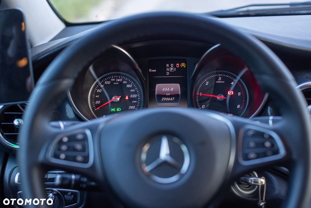 Mercedes-Benz Klasa V 220 (BlueTEC) d lang 7G-TRONIC Edition - 13