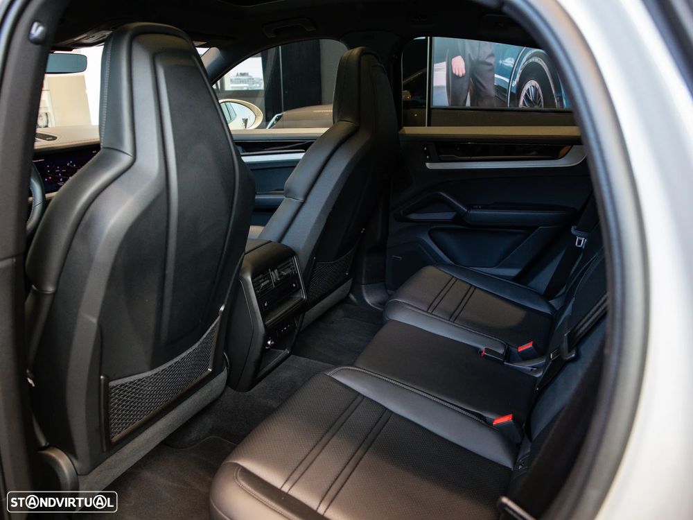 Porsche Cayenne Coupé S E-Hybrid - 34
